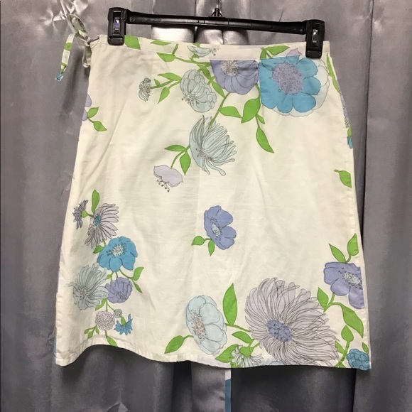Izod skirt - Picture 3 of 4